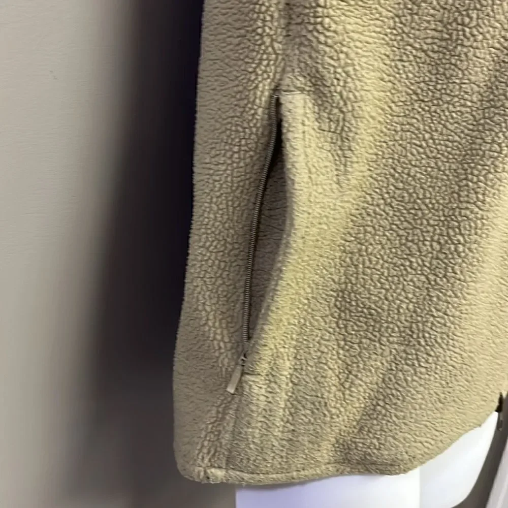 Nike gently used